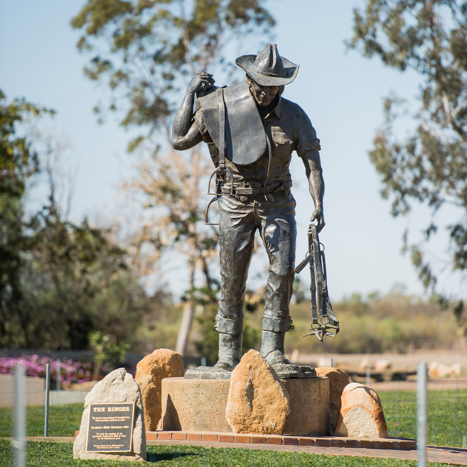 ASHOF-statue
