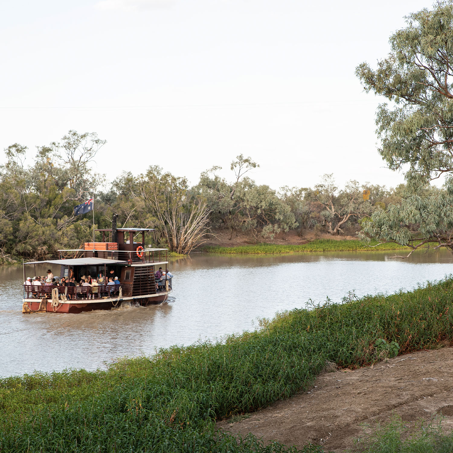 OP-ESC-3PM-belle-on-river